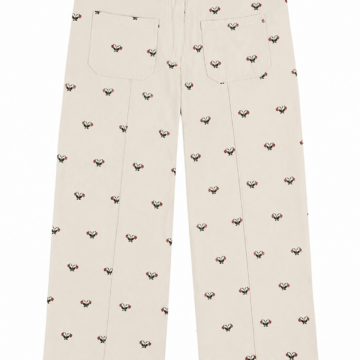 Classic Straight-Leg Denim Jeans in Versatile Wash